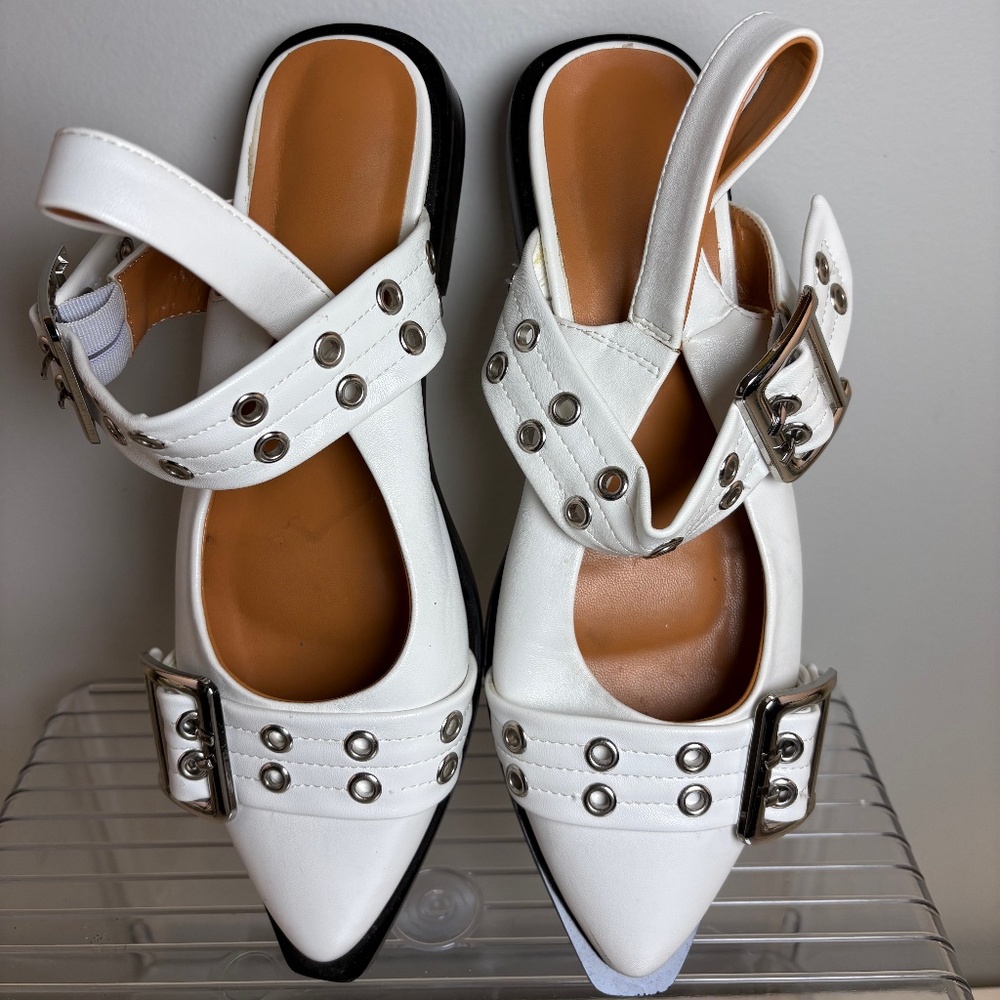 White Buckle Summer Fun Flats, Size 7, Excellent Cond.